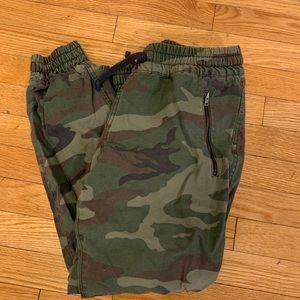 TNA Alix Camo Jogger